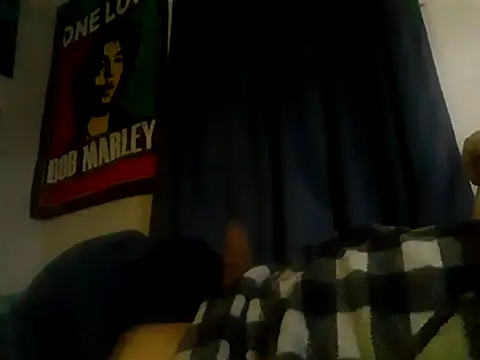 Snapshot of Bilover69 chatting on 12/16/25, 04:17 Bilover69 online show from 12/16/25, 04:17