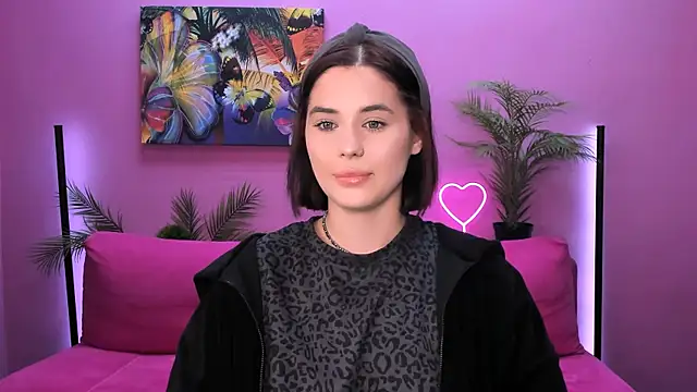 lil angel  online show from 10/27/25, 09:02