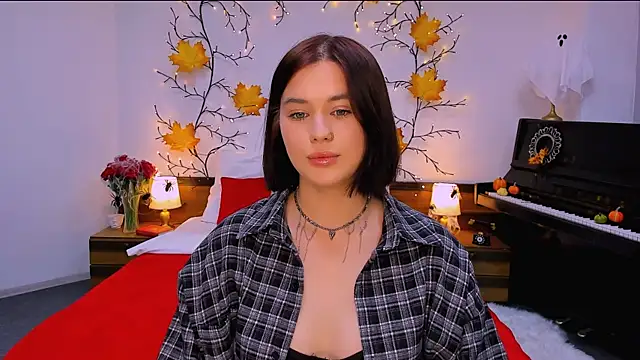 lil angel  online show from 10/29/25, 01:13