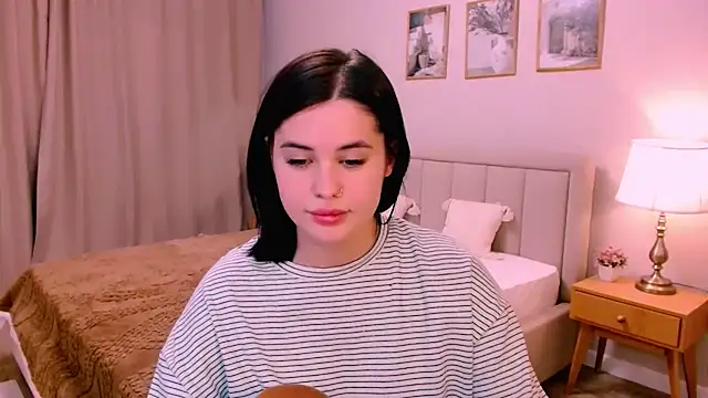 lil angel  online show from 02/17/26, 10:27