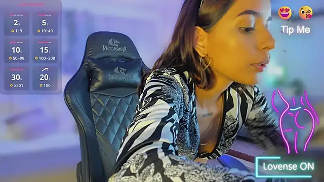 mia rousse25 online show from 01/17/26, 02:33