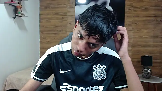 markbowie online show from 11/02/25, 01:35