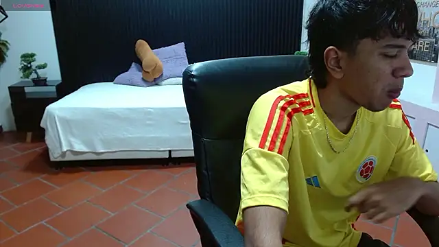 markbowie online show from 02/08/26, 03:04