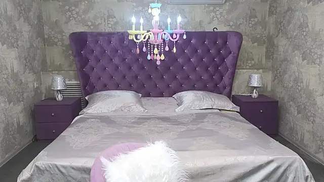 Snapshot of Anna_Kenann chatting on 09/29/25, 07:02 Anna Kenann online show from 09/29/25, 07:02