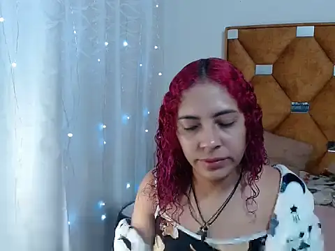 CATTALINAHOT online show from 04/17/26, 02:58