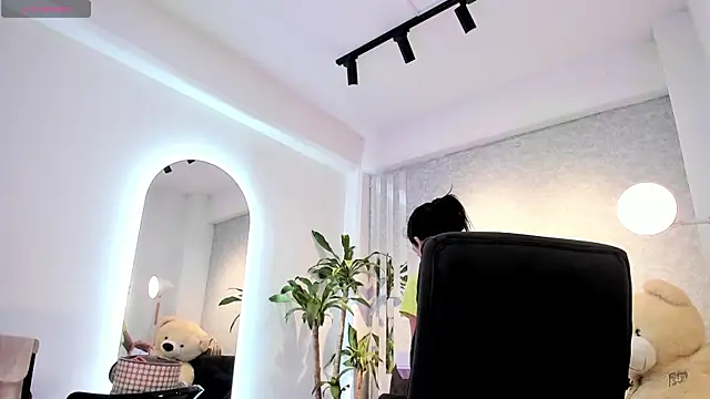 lily cash1 online show from 02/13/26, 01:51