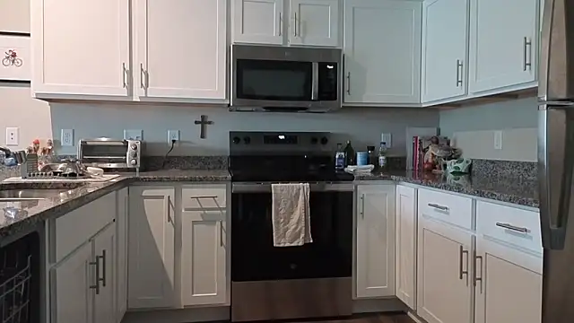 bambifarrina online show from 10/18/25, 02:40