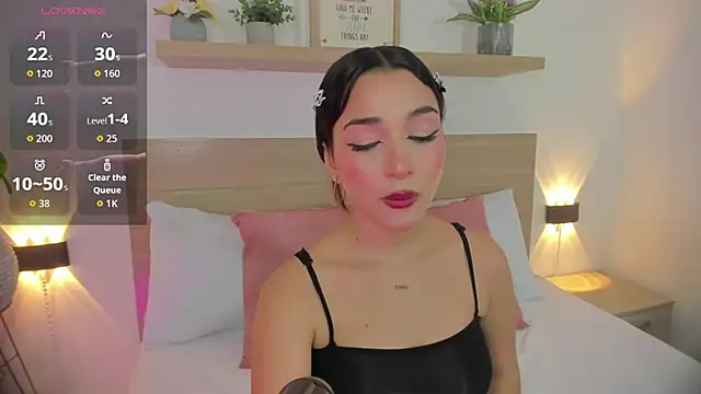 Snapshot of luma_sky_ chatting on 11/23/25, 03:17 luma sky online show from 11/23/25, 03:17