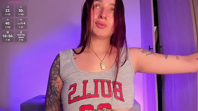 scarlett Collinss online show from 12/18/25, 04:51