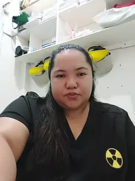 LianaCruzado online show from 07/25/26, 04:15