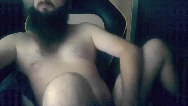 LondonMan1988 online show from 10/22/25, 07:08