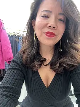 anna yngs online show from 11/09/25, 12:25