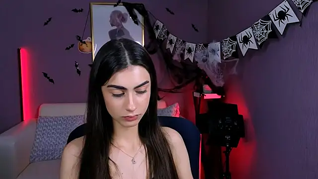 kaisy star online show from 10/28/25, 10:19