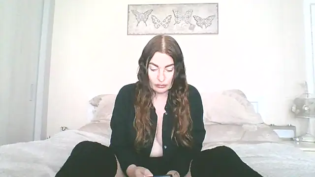 EllaKent online show from 03/12/26, 03:29