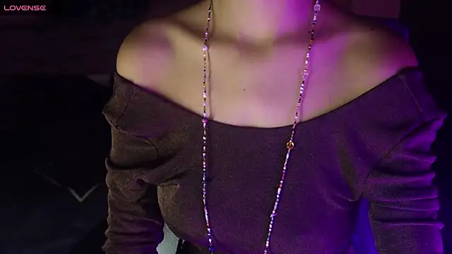 NidhiChandra online show from 11/07/25, 07:30