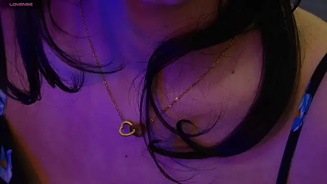 NidhiChandra online show from 04/09/26, 05:40