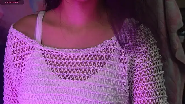 NidhiChandra online show from 04/25/26, 12:41