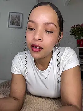 Yasmin777  online show from 05/09/26, 05:07
