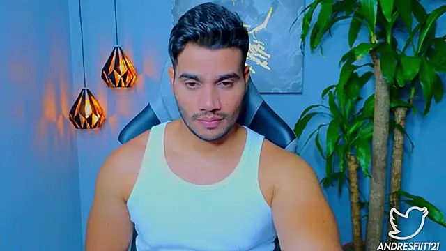 Snapshot of AndresR3 chatting on 09/16/25, 04:57 AndresR3 online show from 09/16/25, 04:57