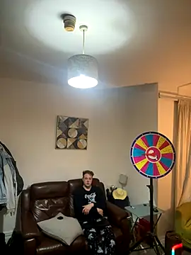 yourmaster2025 online show from 10/17/25, 05:15