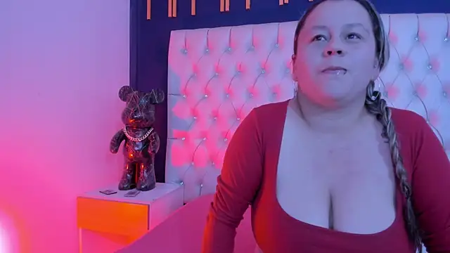 Scarlet fx online show from 09/08/25, 07:13