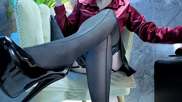 Anxelica Macondo  online show from 02/09/26, 08:02