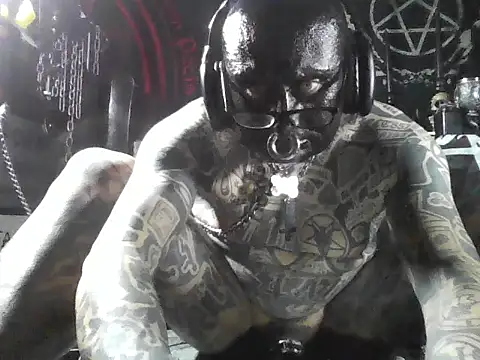 Snapshot of object857 chatting on 11/30/25, 09:24 object857 online show from 11/30/25, 09:24