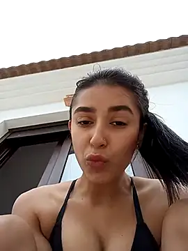 Snapshot of CandyFoxter_ chatting on 10/08/25, 07:17 CandyFoxter online show from 10/08/25, 07:17