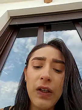 Snapshot of CandyFoxter_ chatting on 10/19/25, 07:42 CandyFoxter online show from 10/19/25, 07:42