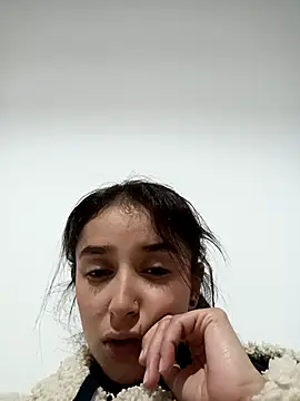 Snapshot of CandyFoxter_ chatting on 11/06/25, 08:43 CandyFoxter online show from 11/06/25, 08:43