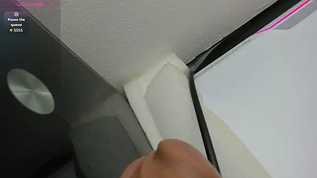 Snapshot of blue_wxw chatting on 10/08/25, 02:53 blue wxw online show from 10/08/25, 02:53