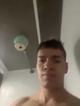 ALPHA DOMINUS  online show from 10/30/25, 01:40