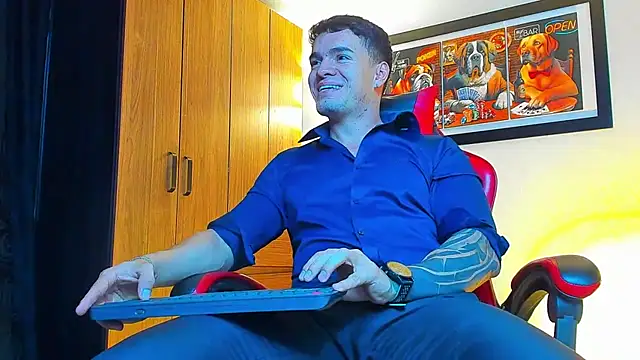 ALPHA DOMINUS  online show from 11/19/25, 03:39