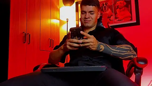 ALPHA DOMINUS  online show from 11/26/25, 04:02