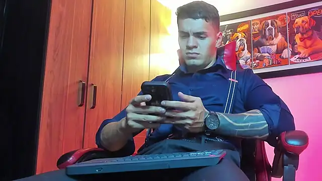 ALPHA DOMINUS  online show from 12/17/25, 04:18