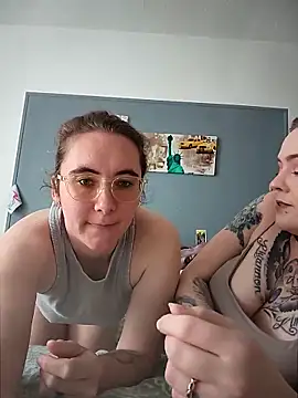 AndHerXO online show from 03/06/26, 12:01