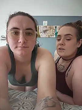 AndHerXO online show from 05/23/26, 02:10