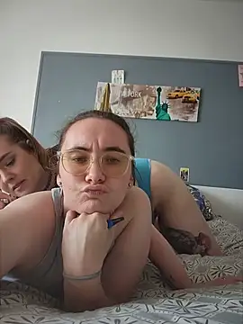 AndHerXO online show from 07/15/26, 01:49