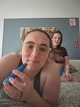 AndHerXO online show from 07/26/26, 02:46