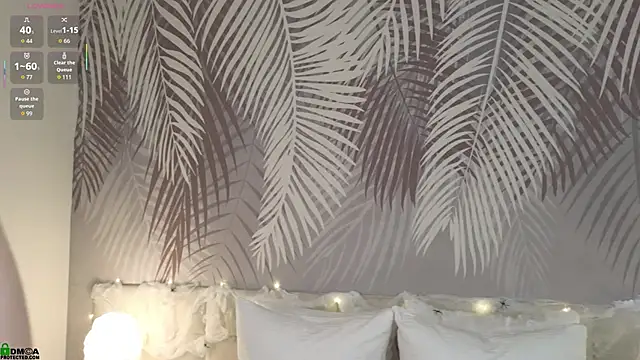 LolaPrise online show from 10/18/25, 01:41