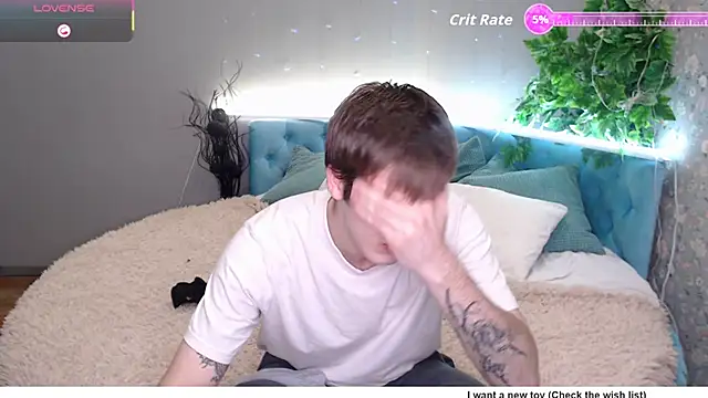 KiskaKurt online show from 09/24/25, 08:12