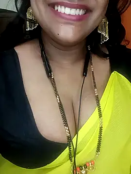 Snapshot of Chadni_kannada chatting on 10/28/25, 03:58 Chadni kannada online show from 10/28/25, 03:58