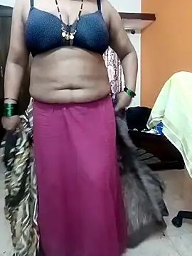 Snapshot of Chadni_kannada chatting on 12/05/25, 05:38 Chadni kannada online show from 12/05/25, 05:38