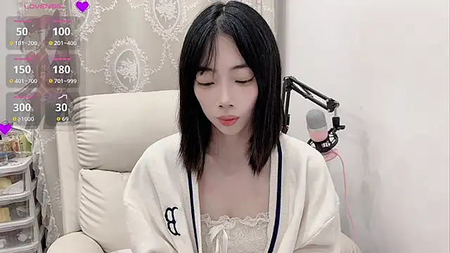 tuantuanle online show from 04/27/26, 03:43