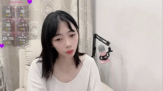 tuantuanle online show from 04/28/26, 06:13