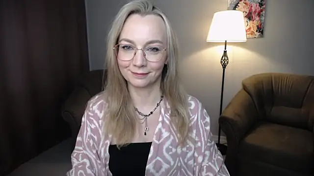 Ava Elior online show from 05/25/26, 08:31