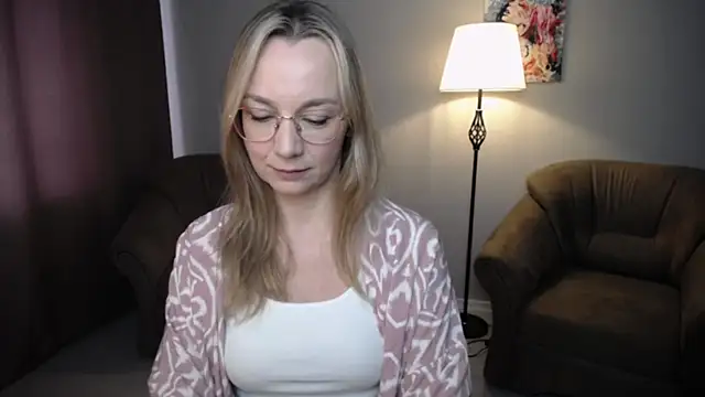 Ava Elior online show from 06/28/26, 11:05