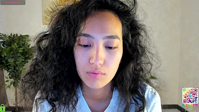 FlirtyAura online show from 04/26/26, 03:48