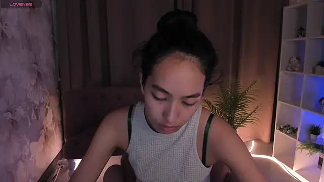 FlirtyAura online show from 07/17/26, 03:35