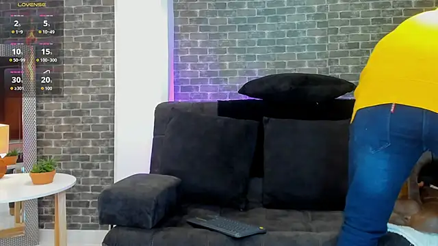 Snapshot of connorsmiith chatting on 09/25/25, 11:36 connorsmiith online show from 09/25/25, 11:36